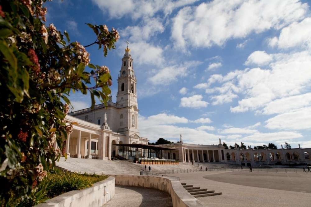 Basílica de Nuestra Señora del Rosario de Fátima, Portugal