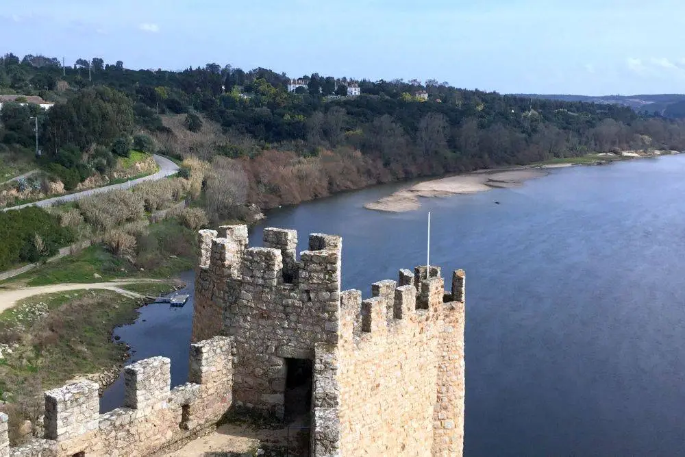 Vista do Castelo Templário de Almourol, Portugal