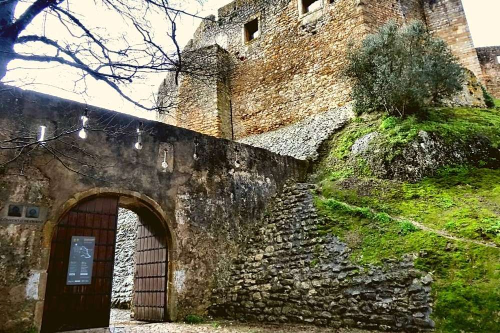 Muralla del Castillo Templario de Tomar, Portugal
